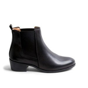 NWT Steve Madden dover chelsea black leather boots